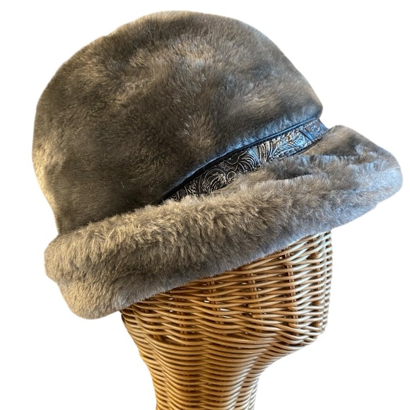 Vintage Faux Fur Gray German Russian Cossack Hat - Picture 4 of 9